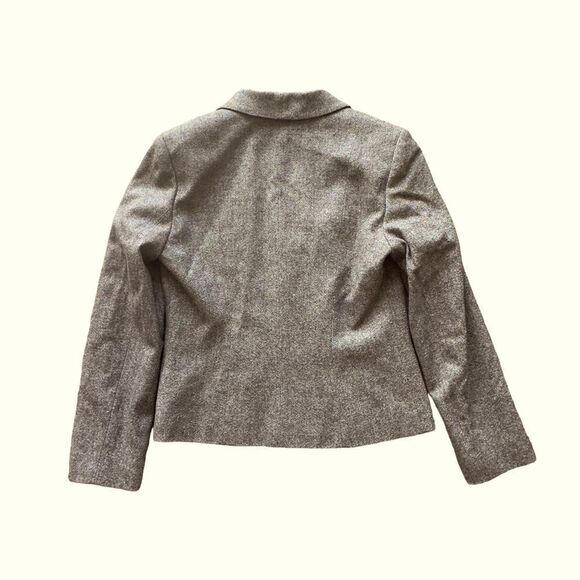 Calvin Klein Wool Blend Two-Button Blazer Size 8 NWOT - Picture 2 of 15